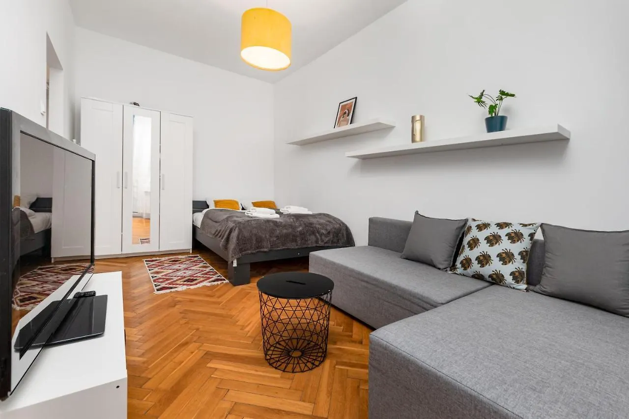 Stanislawa Augusta 16 By Homeprime Warsaw